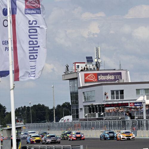 Points as well as bad luck at Slovakia Ring